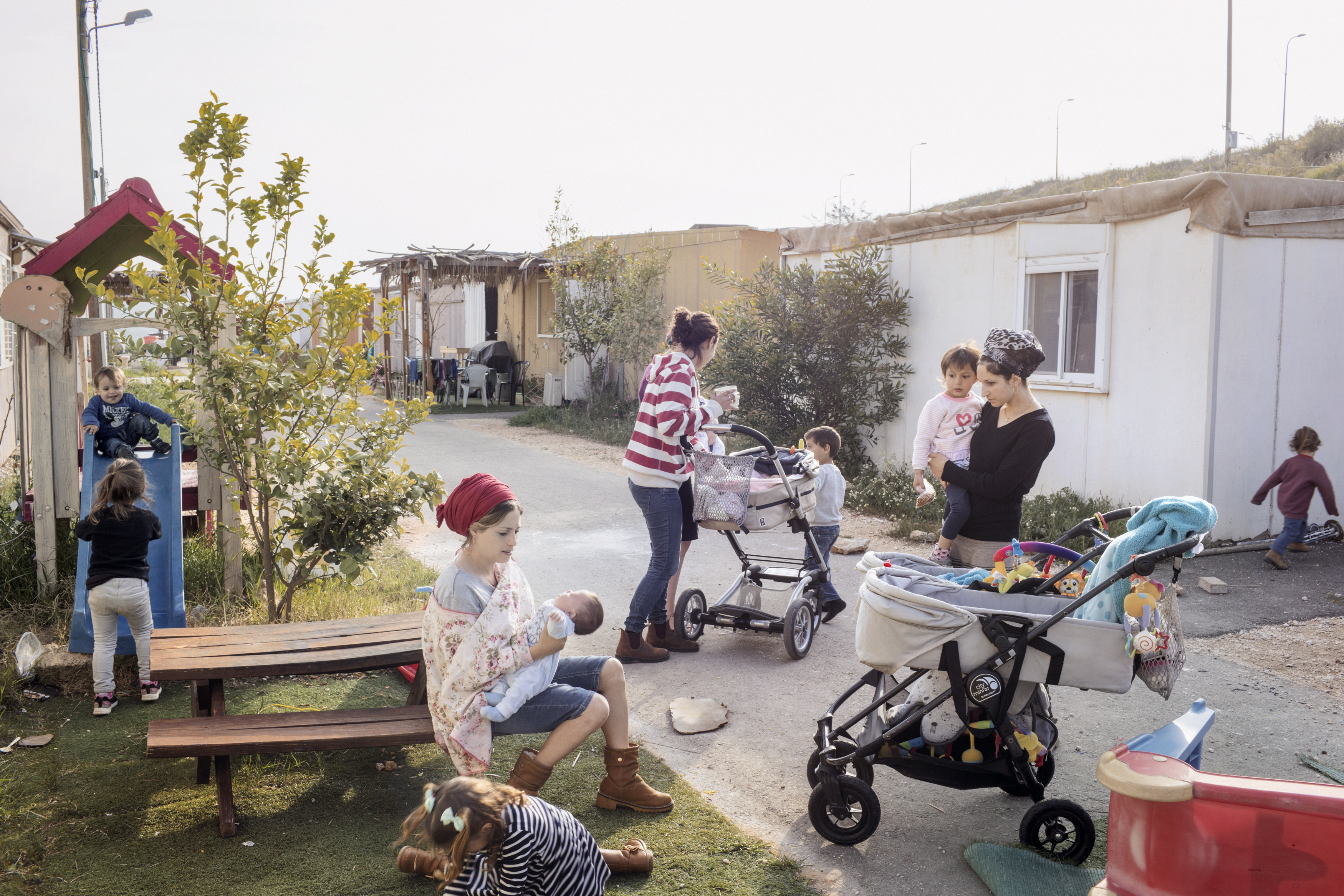 013_Israeli-settlements_MAP_7386 Israeli outpost of Nofei Nehemia, West Bank, 2017. Residents of Nofei Nehemia, an Israeli ouptpost established in 2002.